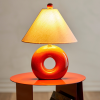 Červená kameninová stolní lampa Panja  -fv-interier-25